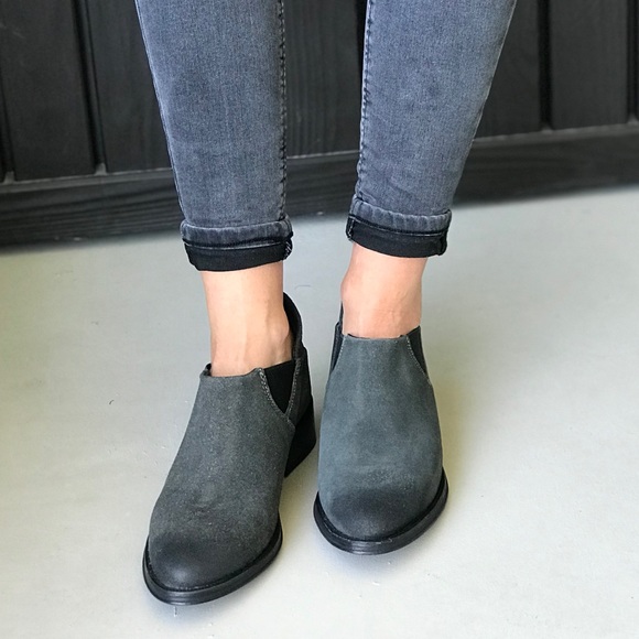 Gray Genuine Leather Burnished Toe Ankle Booties - Picture 5 of 7
